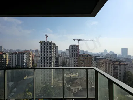 Sea-View 3+1 Residence with a Closed Kitchen in Referans Kartal Loca