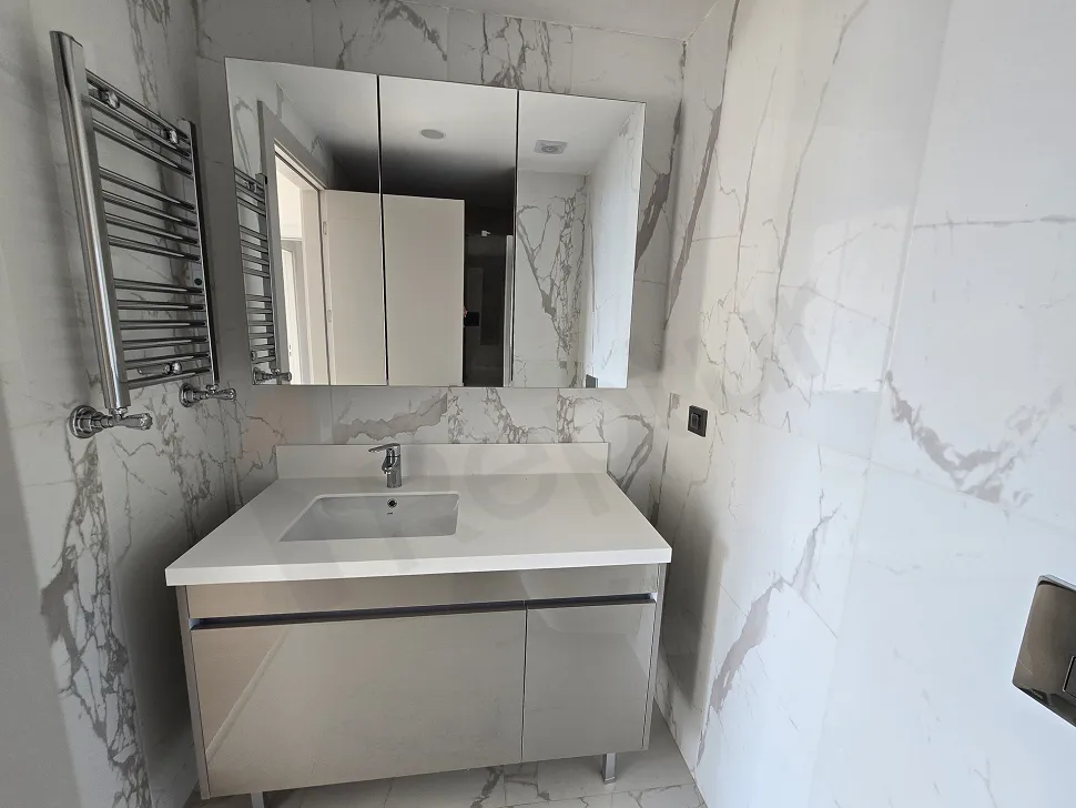 Sea-View 3+1 Residence with a Closed Kitchen in Referans Kartal Loca