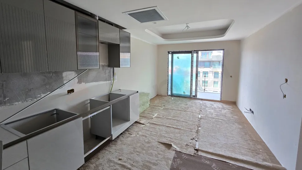 Smart 1+1 Living with an Open Kitchen and Private Storage in Beşiktaş
