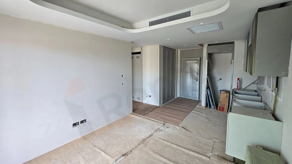 Smart 1+1 Living with an Open Kitchen and Private Storage in Beşiktaş