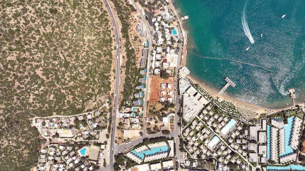 Luxury Seafront Villa in Bodrum: Direct Access & Citizenship