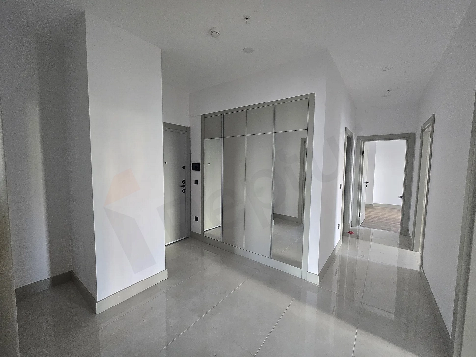 Photo of a bright and spacious hallway.