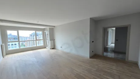 Top-Floor 4+1 Duplex: Dual Views & Massive Terrace