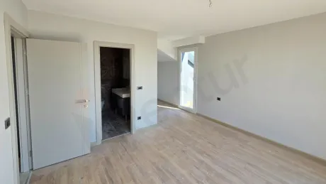 Spacious and modern bedroom interior design of a duplex apartment in Beylikdüzü, Istanbul.