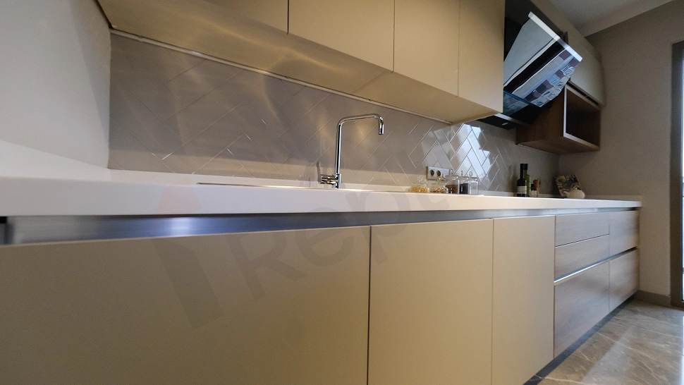 Image of a modern designed, furnished kitchen in a for-sale apartment in Zeytinburnu, Istanbul.