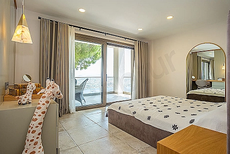 Unfurnished bedroom of a mansion for sale in Bodrum.