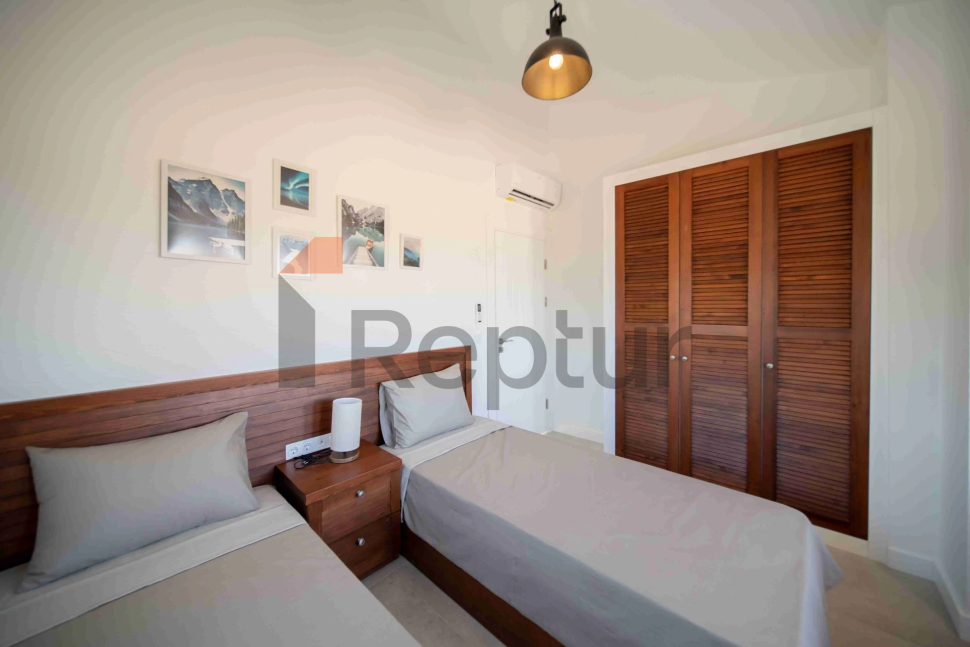 Exclusive large-scale villa project in a developing area near the airport