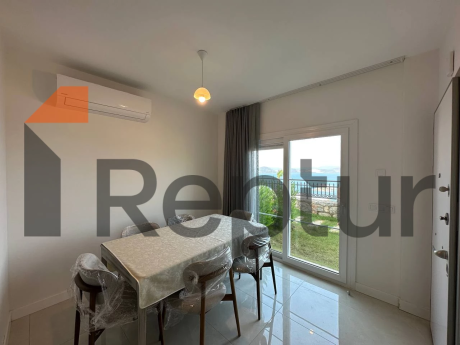 For sale from the owner, a finished residence with a panoramic view of the sea