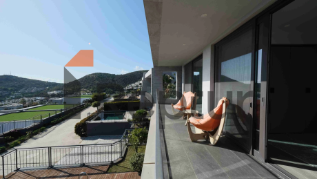 Two-storey villa with three bedrooms for rent from the agency Reptur