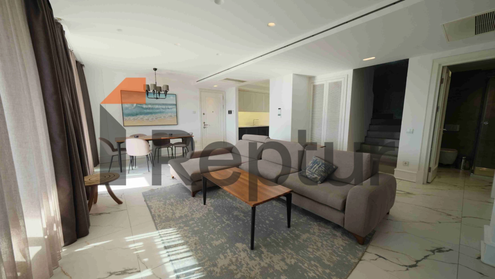 Two-storey villa with three bedrooms for rent from the agency Reptur