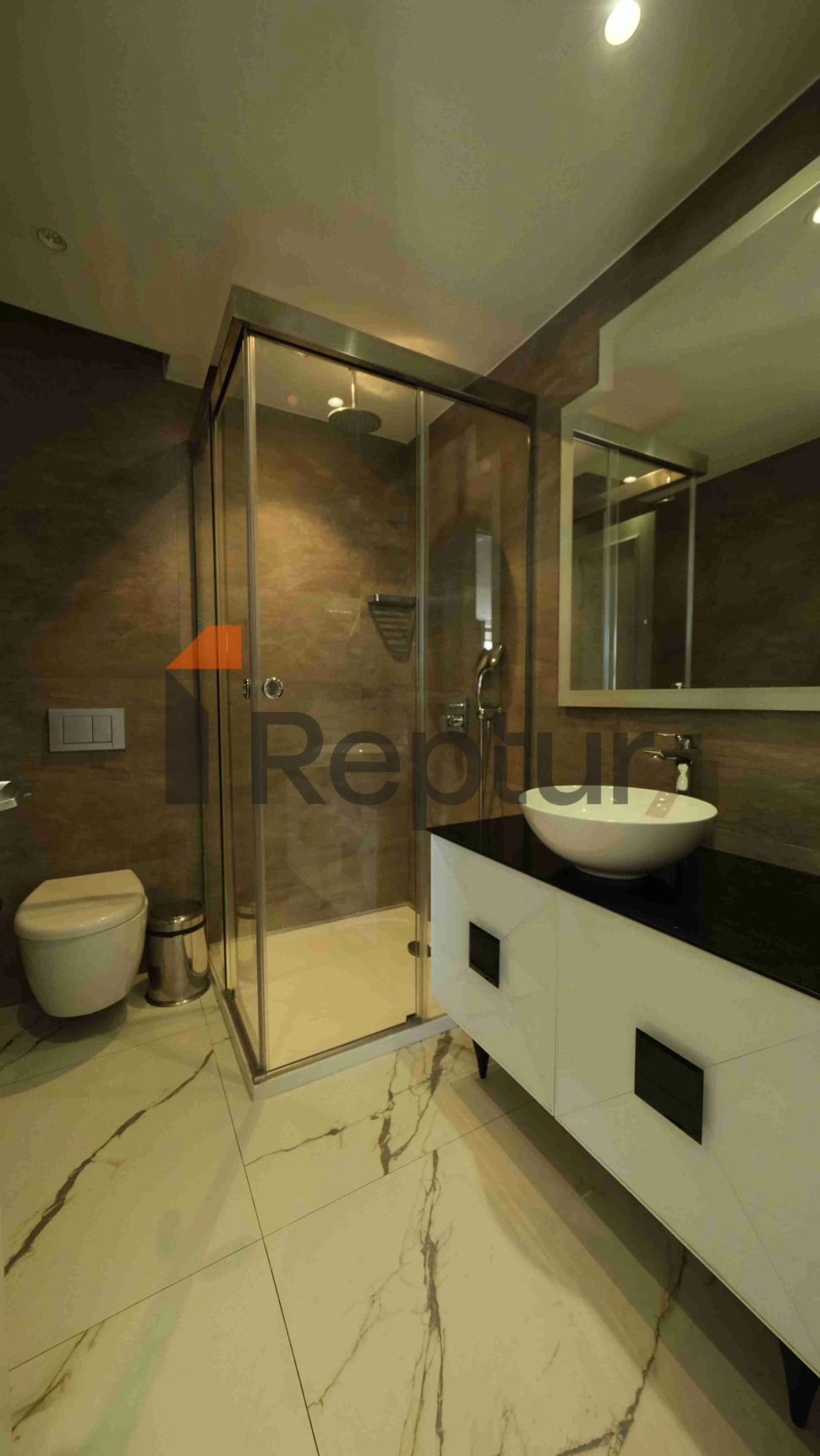 Two-storey villa with three bedrooms for rent from the agency Reptur