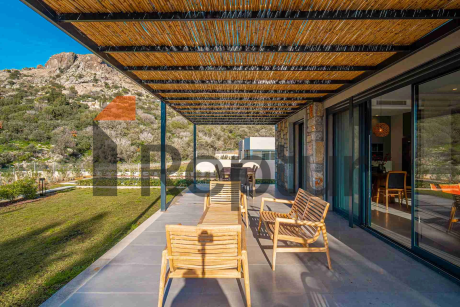 14 luxury villas with Aegean Sea and mountain views for sale in Gumusluk