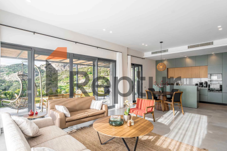 14 luxury villas with Aegean Sea and mountain views for sale in Gumusluk