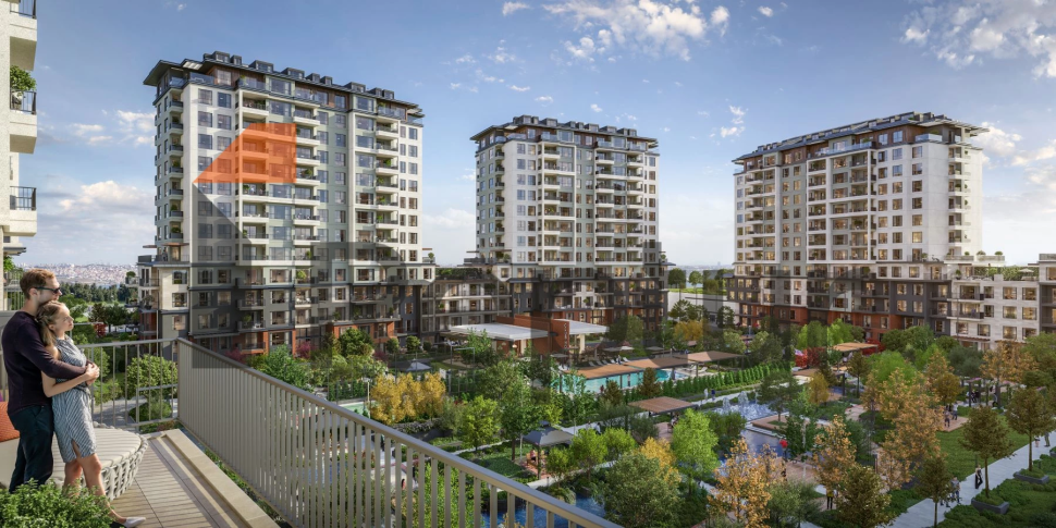 Family concept complex with large infrastructure near West Marina