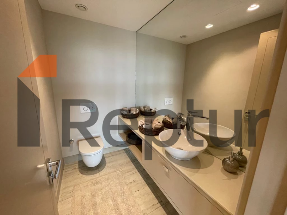 It's a pleasure to live literally in the bosom of nature