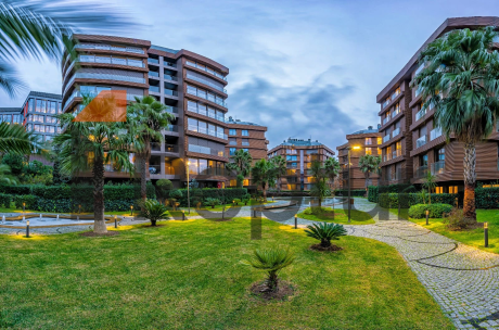 It's a pleasure to live literally in the bosom of nature