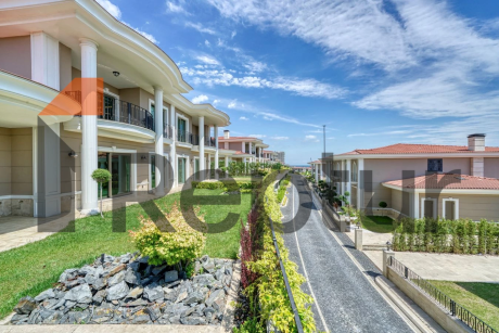 Life as a 365-day vacation and a profitable investment