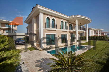 Life as a 365-day vacation and a profitable investment