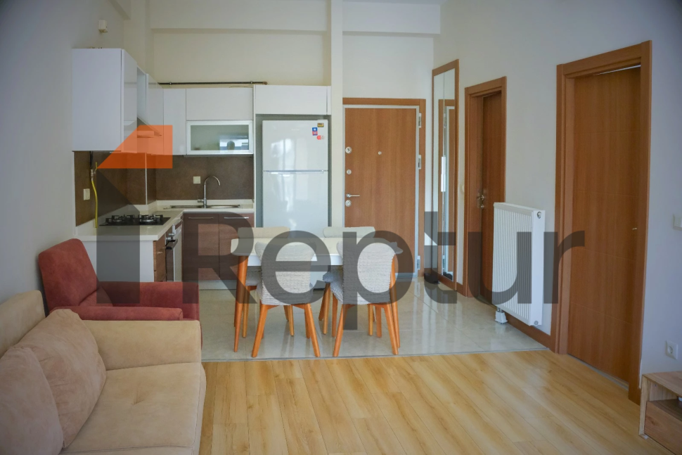 For sale apartment from owner 1+1 in Residential Complex, Bahcesehir district