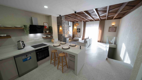 For rent Duplex Apartment Layout 2+1, with 2 bathrooms, balcony and terrace with access to the garden.