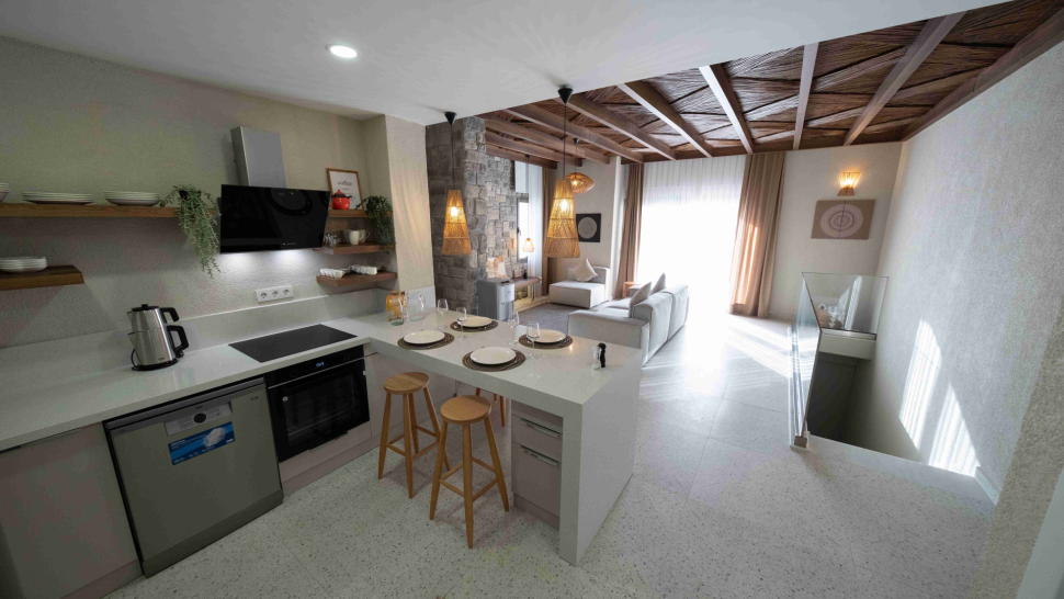 For rent Duplex Apartment Layout 2+1, with 2 bathrooms, balcony and terrace with access to the garden.