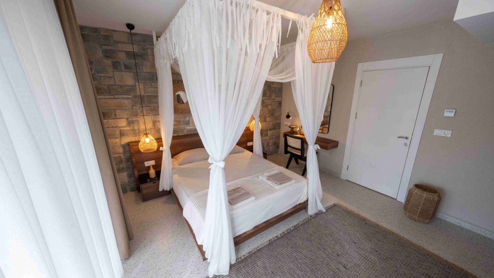 For rent Duplex Apartment Layout 2+1, with 2 bathrooms, balcony and terrace with access to the garden.