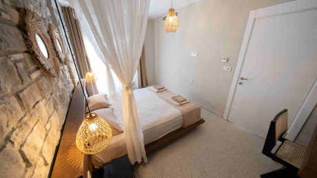 For rent Duplex Apartment Layout 2+1, with 2 bathrooms, balcony and terrace with access to the garden.