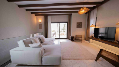 For rent Duplex Apartment Layout 2+1, with 2 Bathrooms, Balcony and Terrace with Access to the Pool