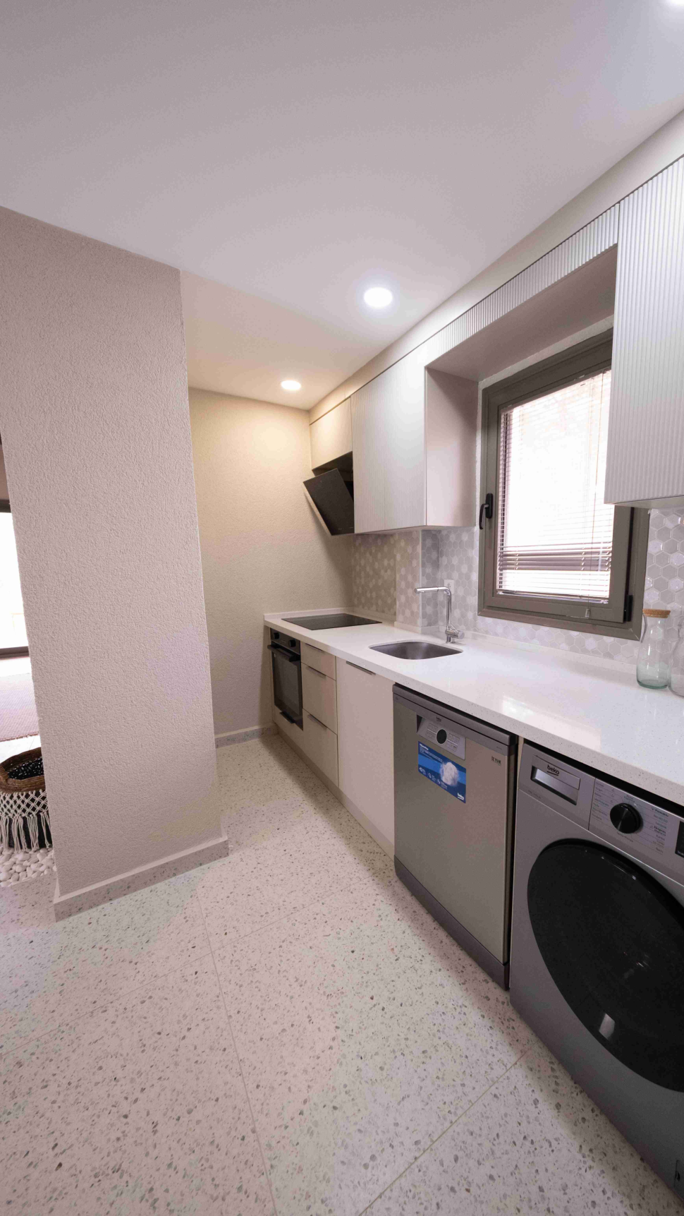 For rent Duplex Apartment Layout 2+1, with 2 Bathrooms, Balcony and Terrace with Access to the Pool