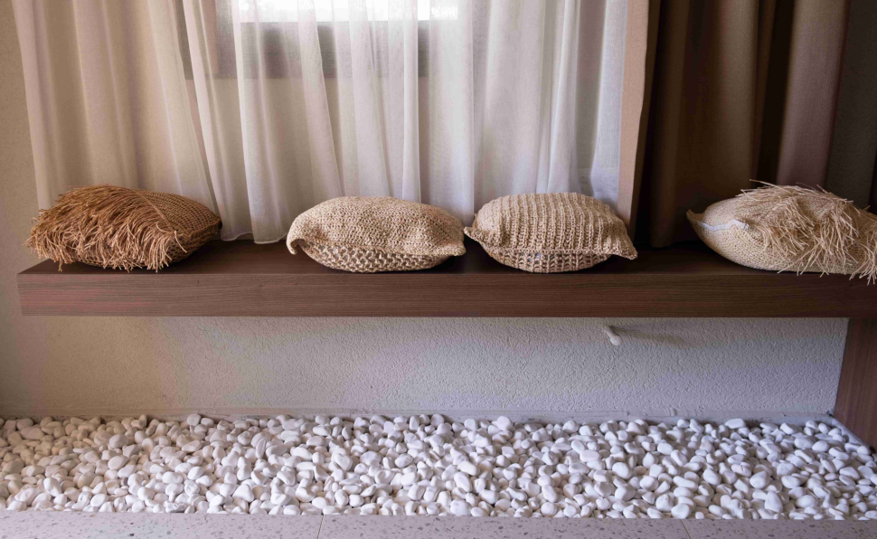 For rent Duplex Apartment Layout 2+1, with 2 Bathrooms, Balcony and Terrace with Access to the Pool