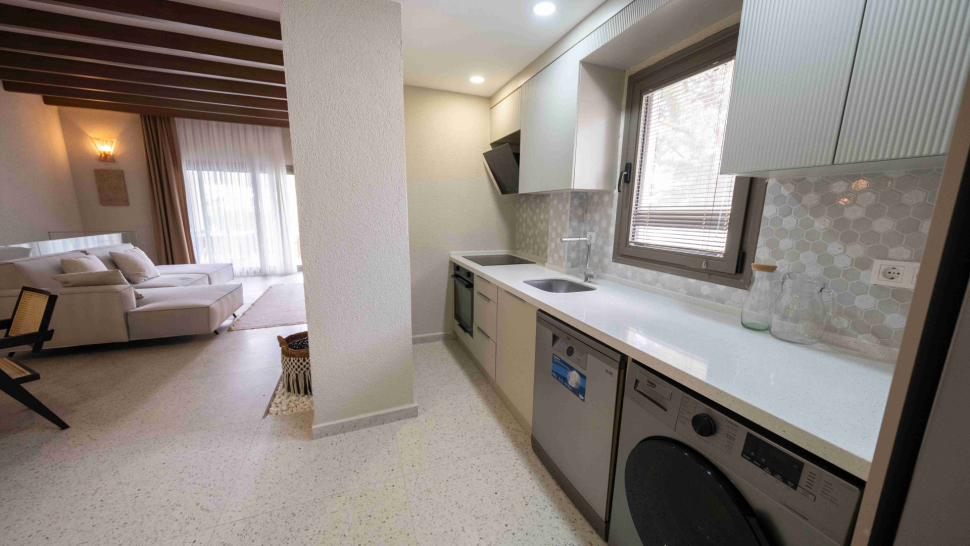 For rent Duplex Apartment Layout 2+1, with 2 Bathrooms, Balcony and Terrace with Access to the Pool