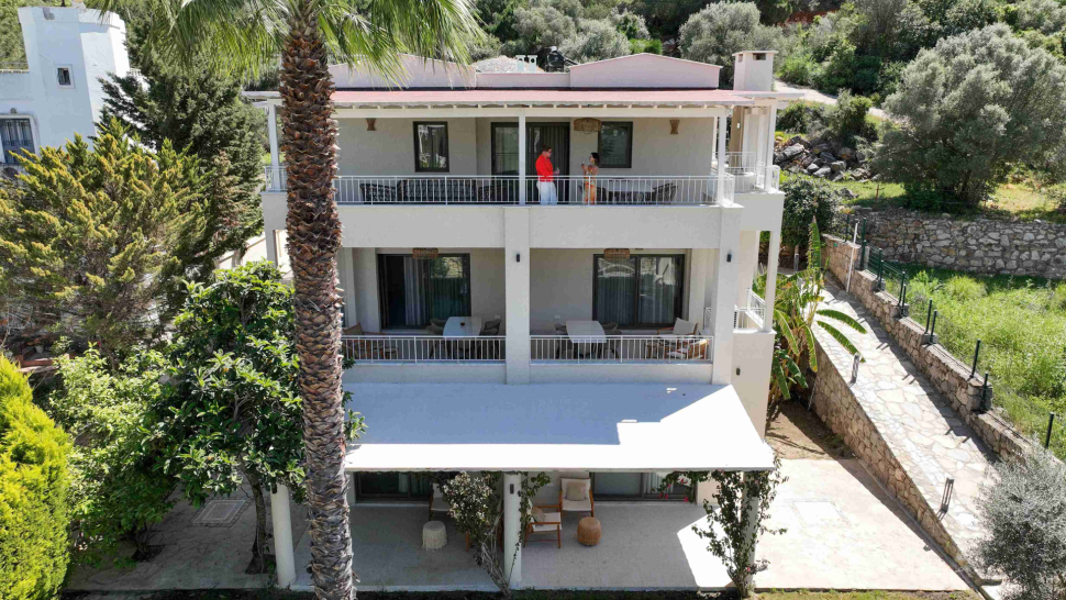 PENTHOUSE for rent Layout 2+1, 2 bathrooms, balcony and large terrace