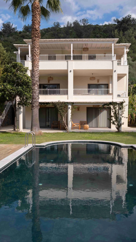 PENTHOUSE for rent Layout 2+1, 2 bathrooms, balcony and large terrace