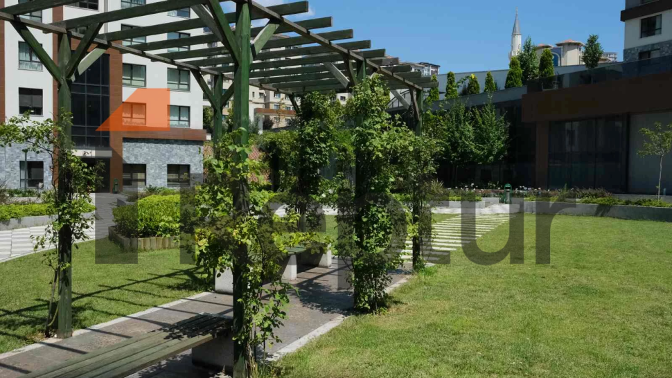 Furnished spacious apartment 2+1 for sale from the owner, Kucukcekmece district