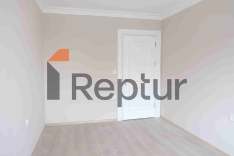 For sale apartment from the owner 3+1 with two bathrooms near West Marina