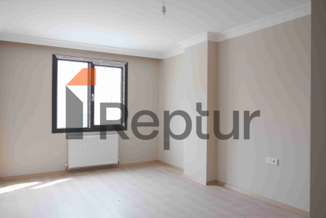 For sale apartment from the owner 3+1 with two bathrooms near West Marina