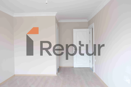 For sale apartment from the owner 3+1 with two bathrooms near West Marina