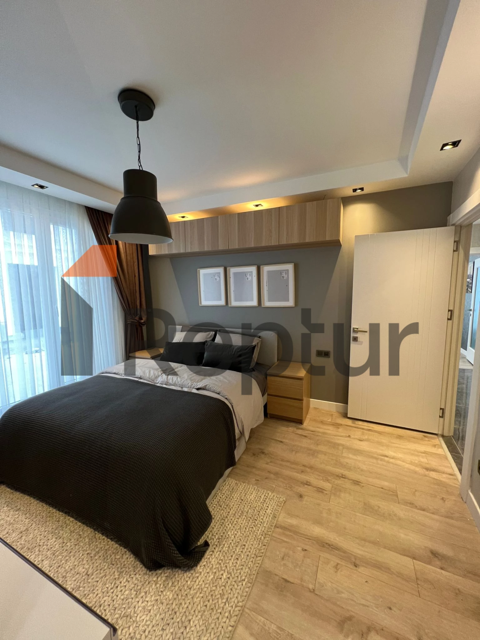 Comfortable family project along the embankment