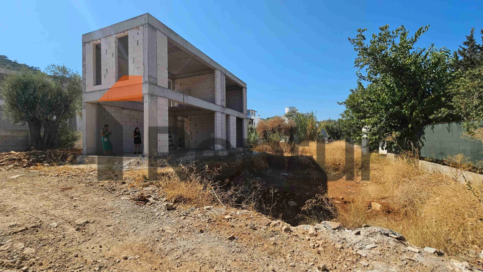 Luxury 300m² Duplex Villa with Private Garden and Pool in Bodrum