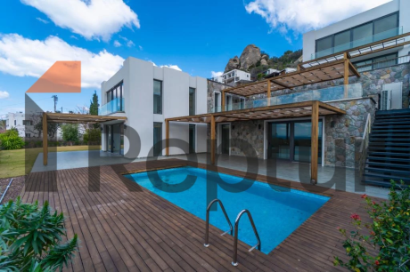 For sale 3+1 villa in premium segment from developer in Yalikavak area