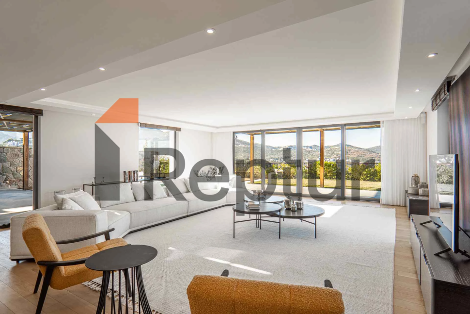 For sale 3+1 villa in premium segment from developer in Yalikavak area