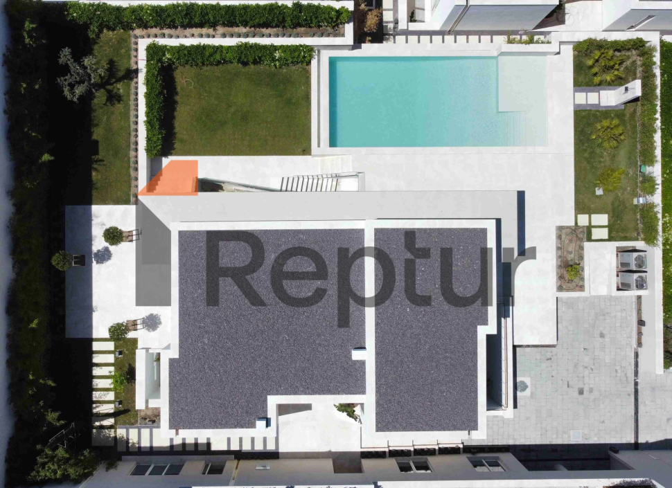 Modern villas with contemporary design overlooking the marina in Yalikavak