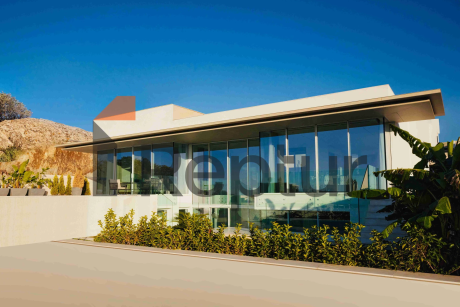 Modern villas with contemporary design overlooking the marina in Yalikavak