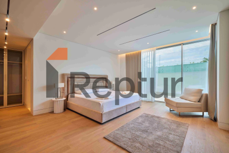 Modern villas with contemporary design overlooking the marina in Yalikavak