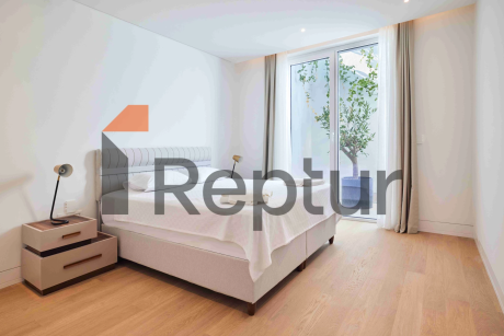 Modern villas with contemporary design overlooking the marina in Yalikavak