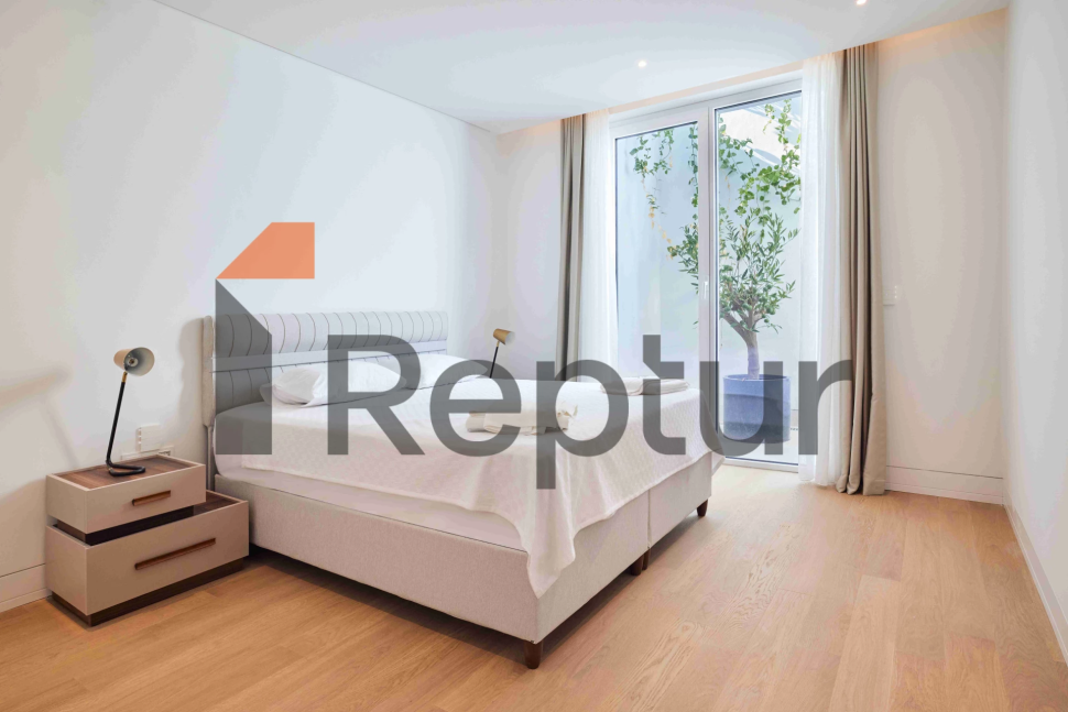 Modern villas with contemporary design overlooking the marina in Yalikavak