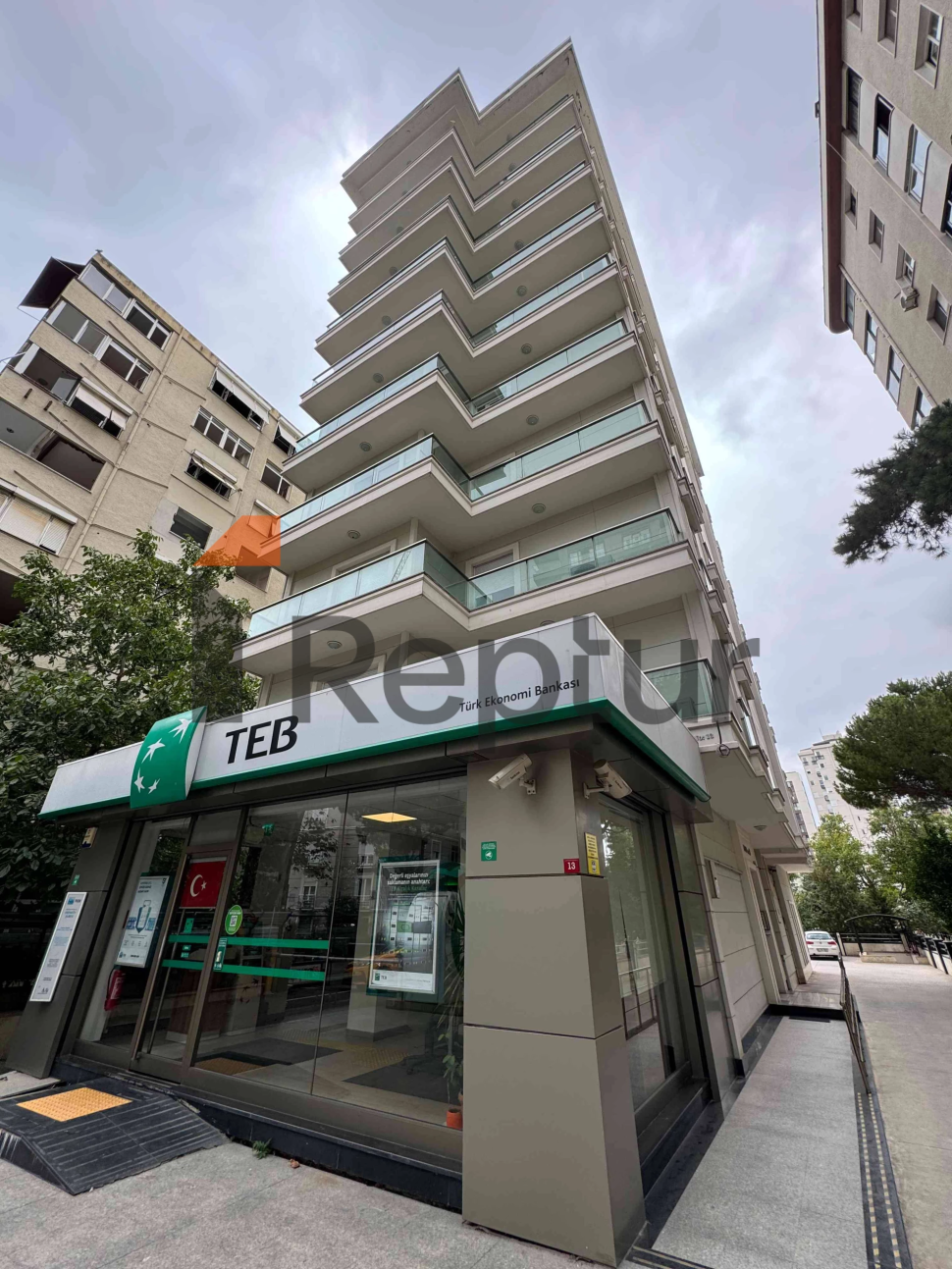 Dublex 4+2 apartment for sale from owner in Kadikoy district