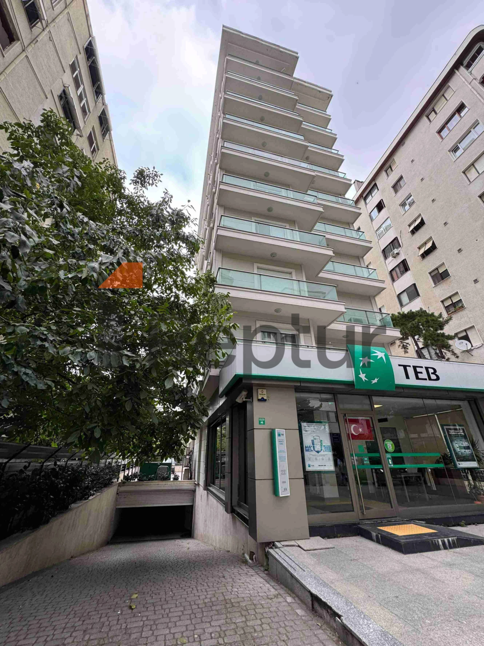 Dublex 4+2 apartment for sale from owner in Kadikoy district