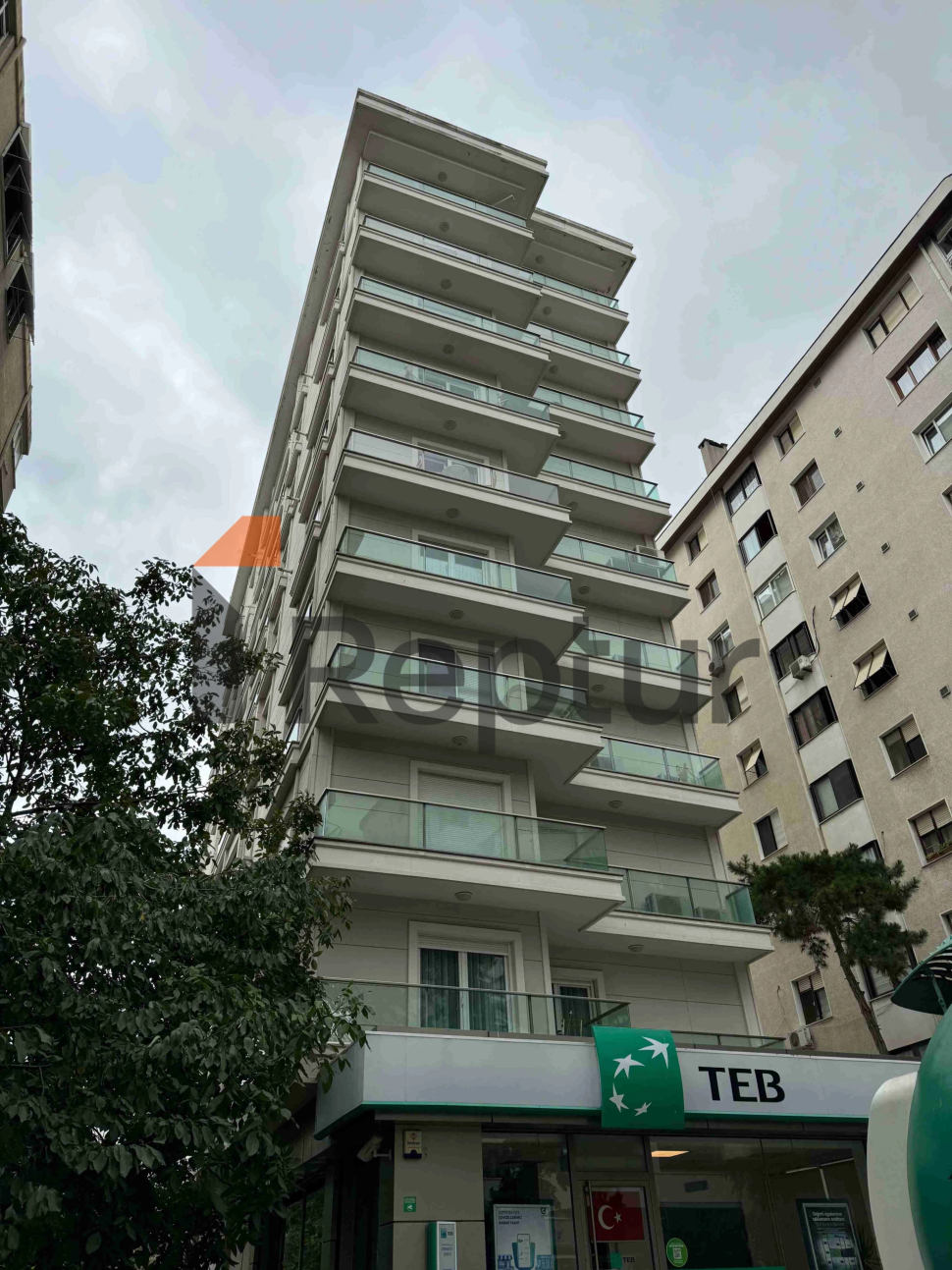 Dublex 4+2 apartment for sale from owner in Kadikoy district