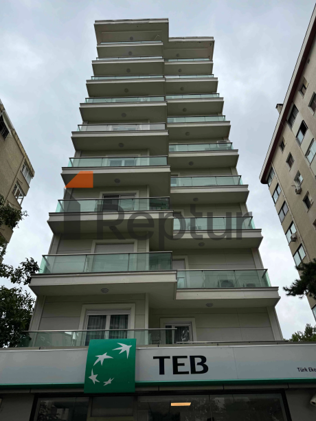 Dublex 4+2 apartment for sale from owner in Kadikoy district